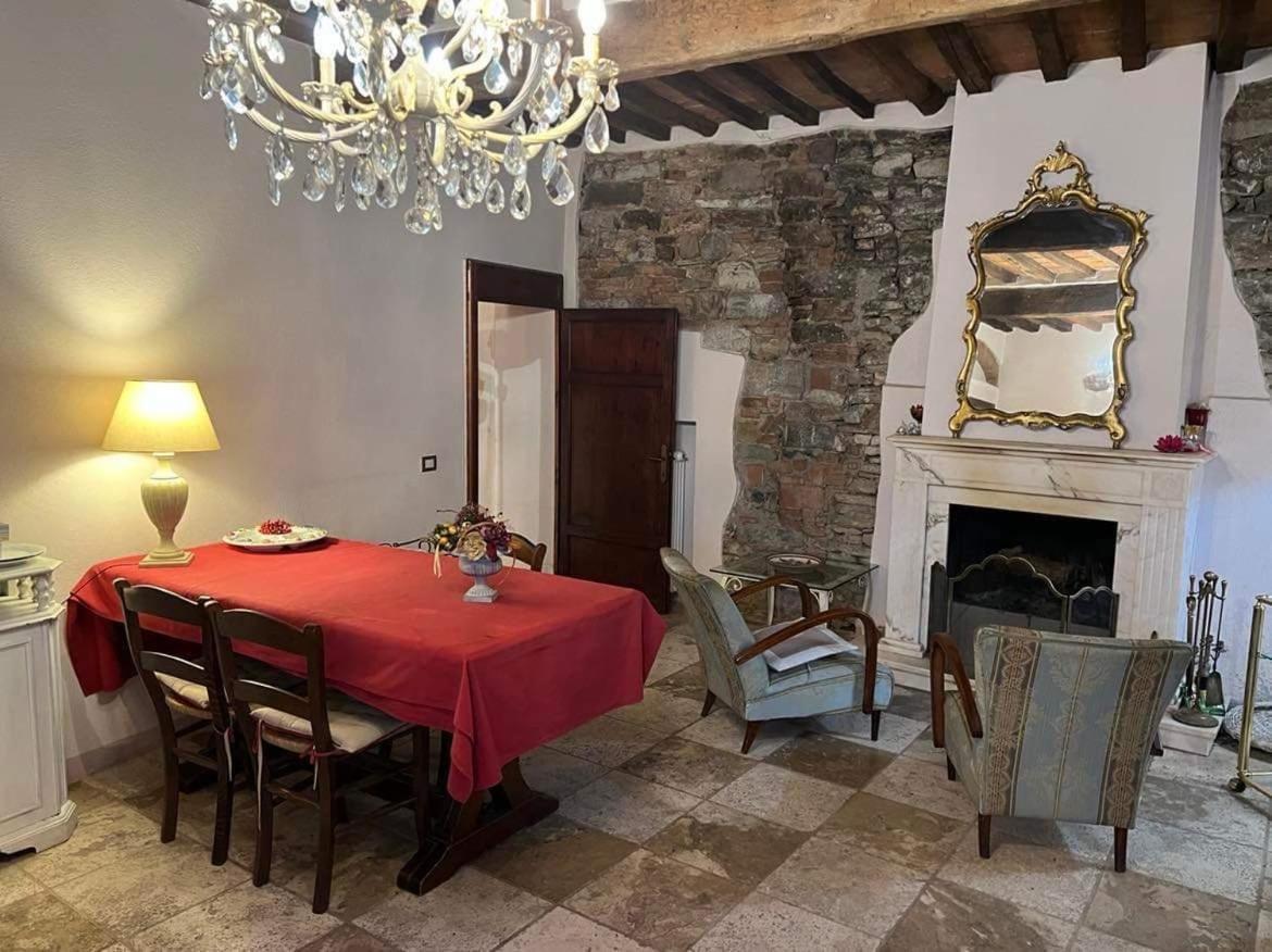 קמפיליה מריטימה La Piazzetta Toscana B&B מראה חיצוני תמונה
