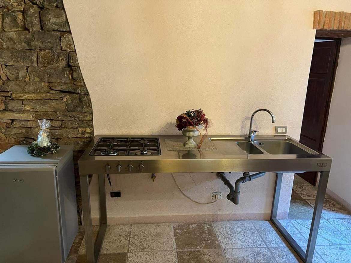 קמפיליה מריטימה La Piazzetta Toscana B&B מראה חיצוני תמונה