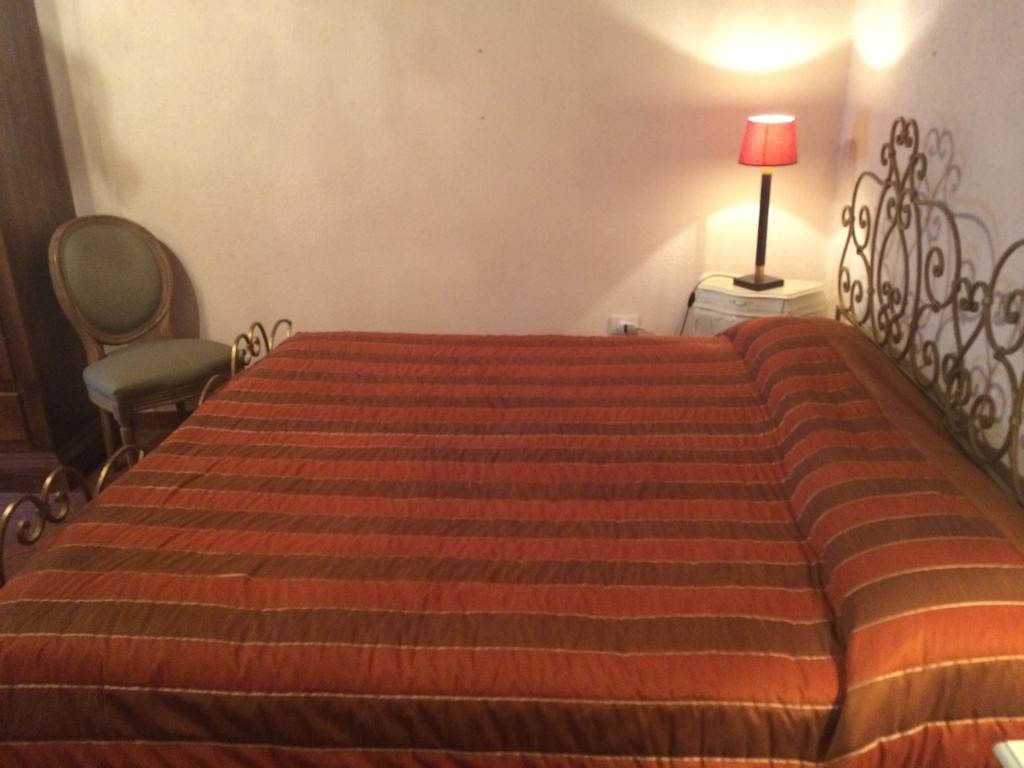 קמפיליה מריטימה La Piazzetta Toscana B&B חדר תמונה